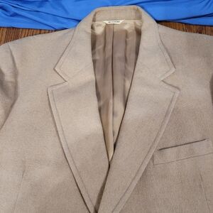 Vintage Men's 1970s PBM 100 Percent Camel Hair Blazer
